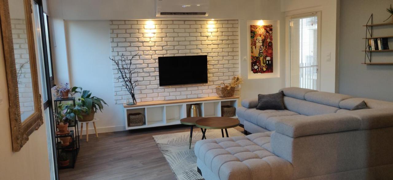 פרפיניין Tres Bel Appartement Central, Au Calme Avec Balneo מראה חיצוני תמונה